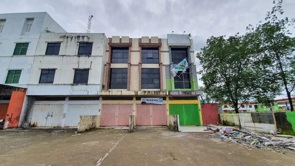 Disewakan Ruko di Jalan Perintis Kemerdekaan / A