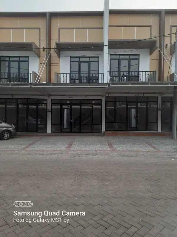 Ruko 2 lt Aryana Karawaci Tangerang