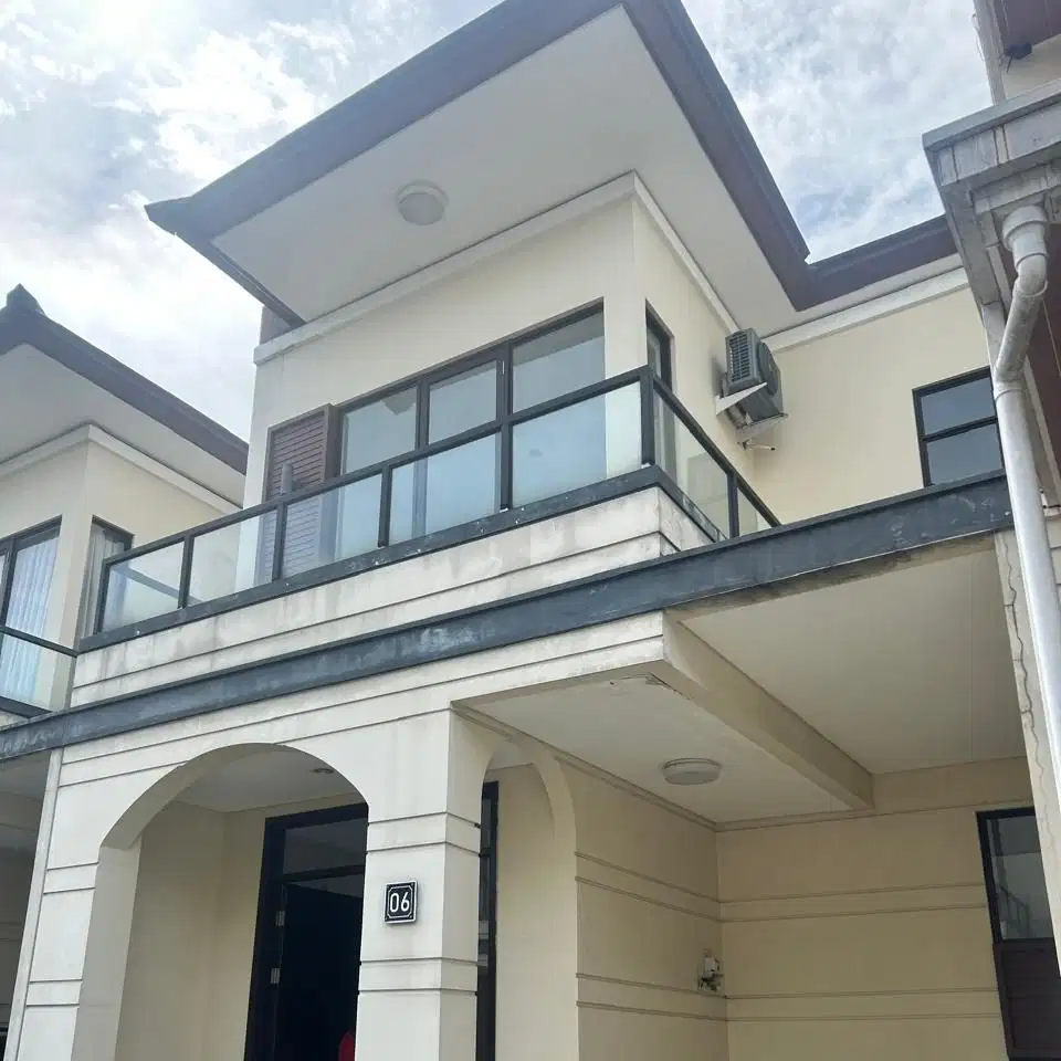 Disewa Rumah Murah 2 lantai Suvarna Sutera