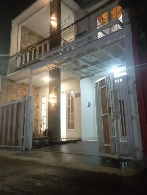 Rumah Minimalis Baru Modern 2 Lantai di Tanjung Barat, Dekat AEON Mall