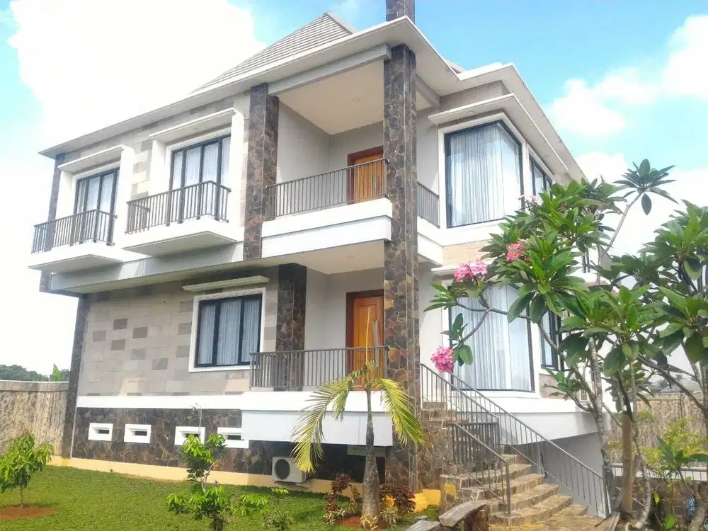 [LT 1100 m2] Jual Tanah Bonus Bangunan Kantor Depan LRT, Cibubur