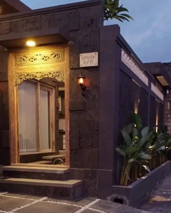 Villa tropical style minimalis di taman griya, 3 kamar tidur