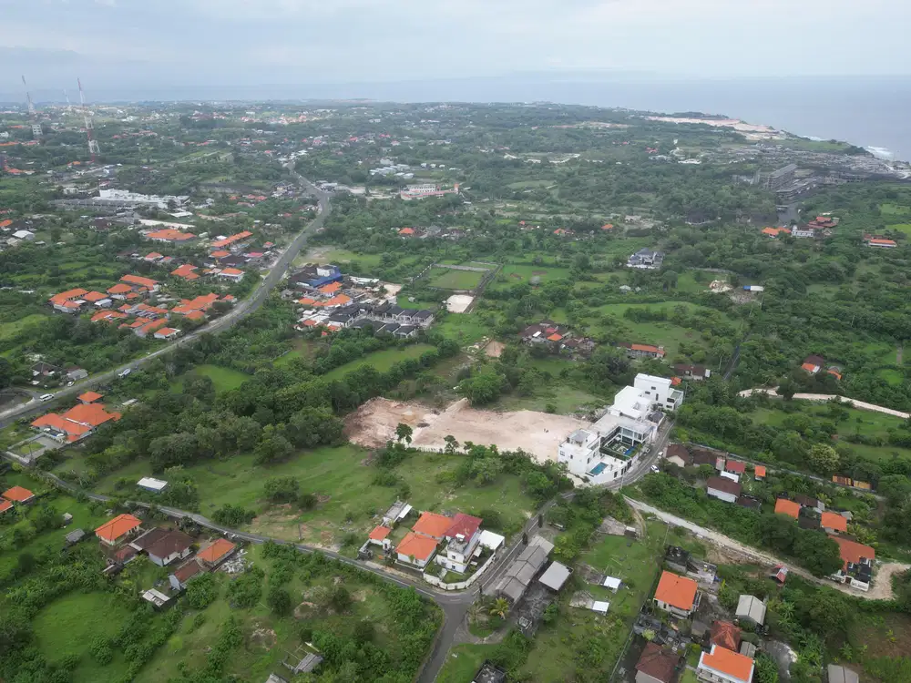 Tanah View Laut 1400m2 di Kawasan Villa Pandawa