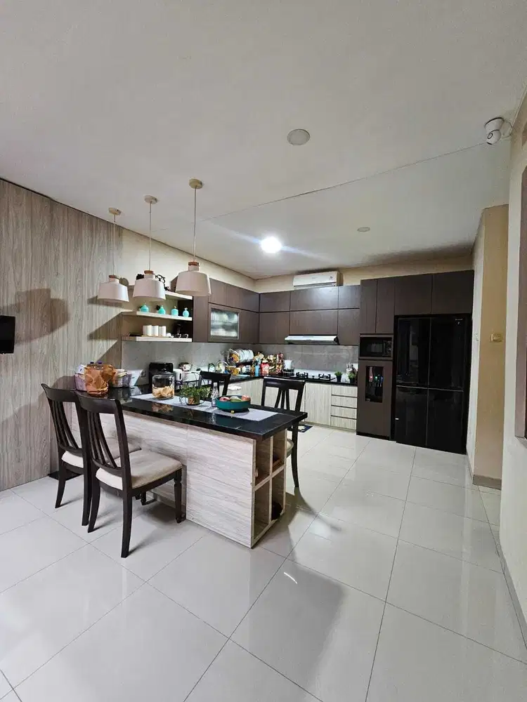 Rumah Furnish Kondisi Bagus di Komplek Batununggal