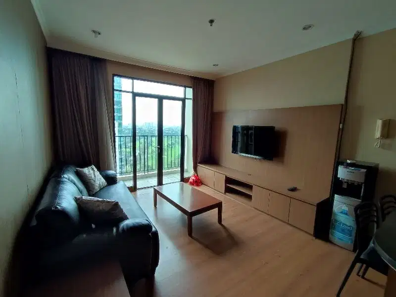 spesialis apartement hamptons park golf view