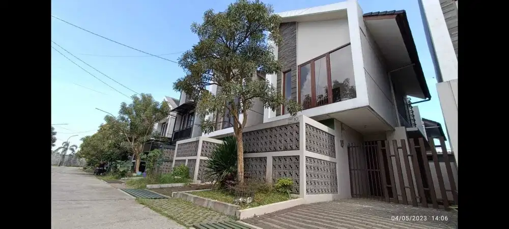 Rumah Minimalis 2 lantai di Buah Batu Square Bojongsoang