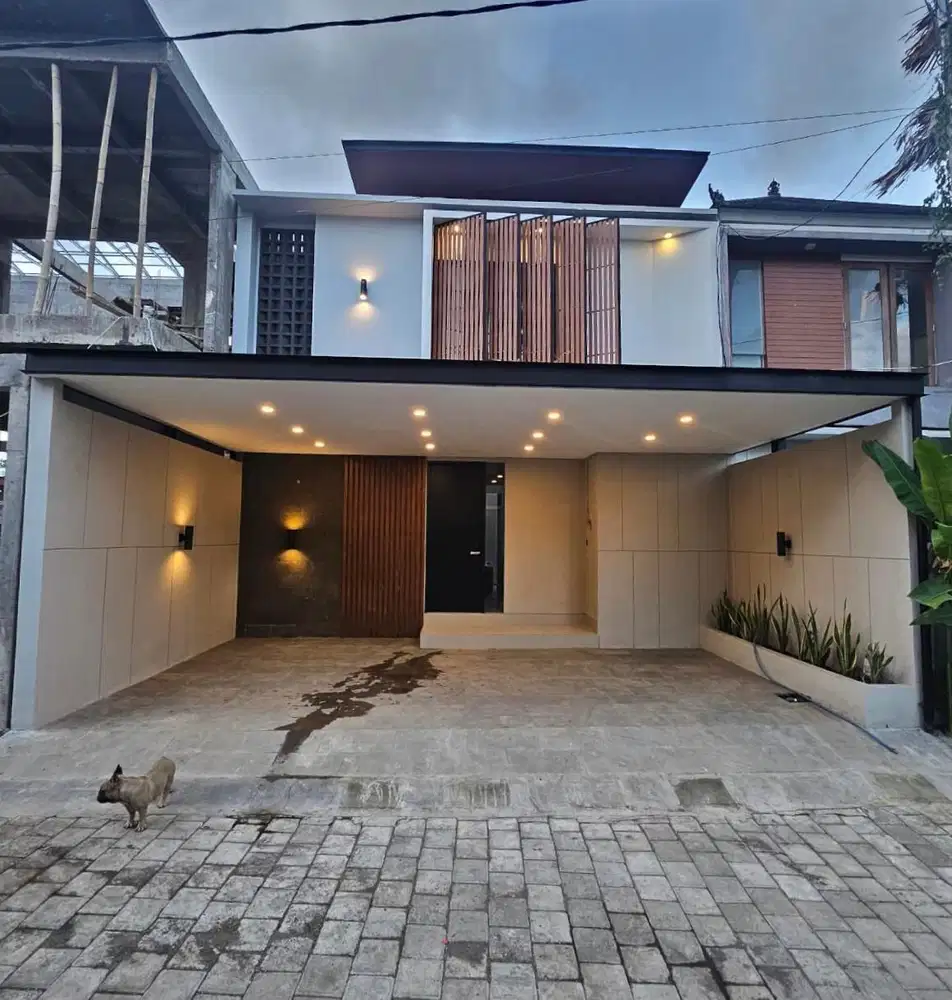 Villa Mewah Baru Full Furnish di Padonan Bali