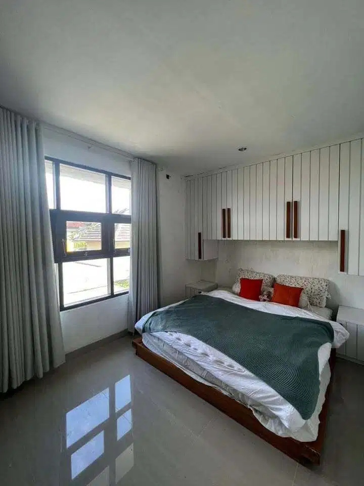 Rumah 2 Lantai Fully Furnish di Dharmawangsa Nusa Dua