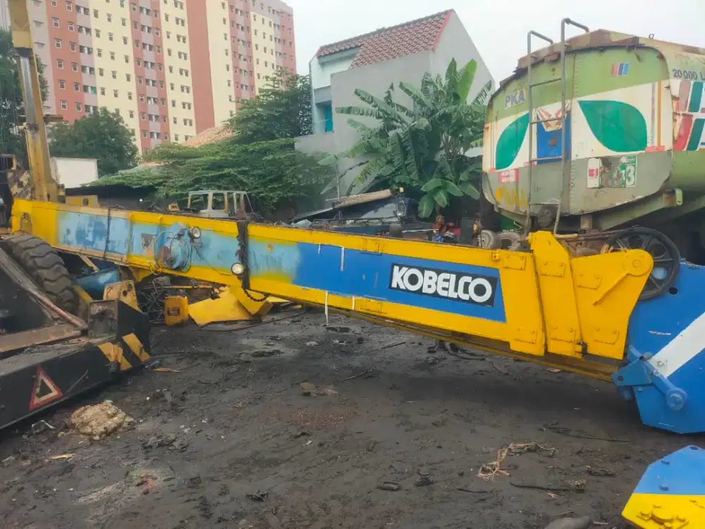Teleskop crane rougther merk Kobelco RK 200