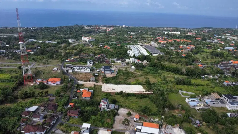 Tanah Kecil Strategis Dekat Pantai Pandawa Bali
