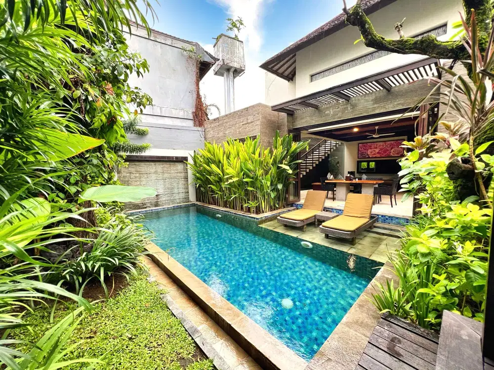 Villa Mewah 250 Meter Dari Pantai Seminyak Bali