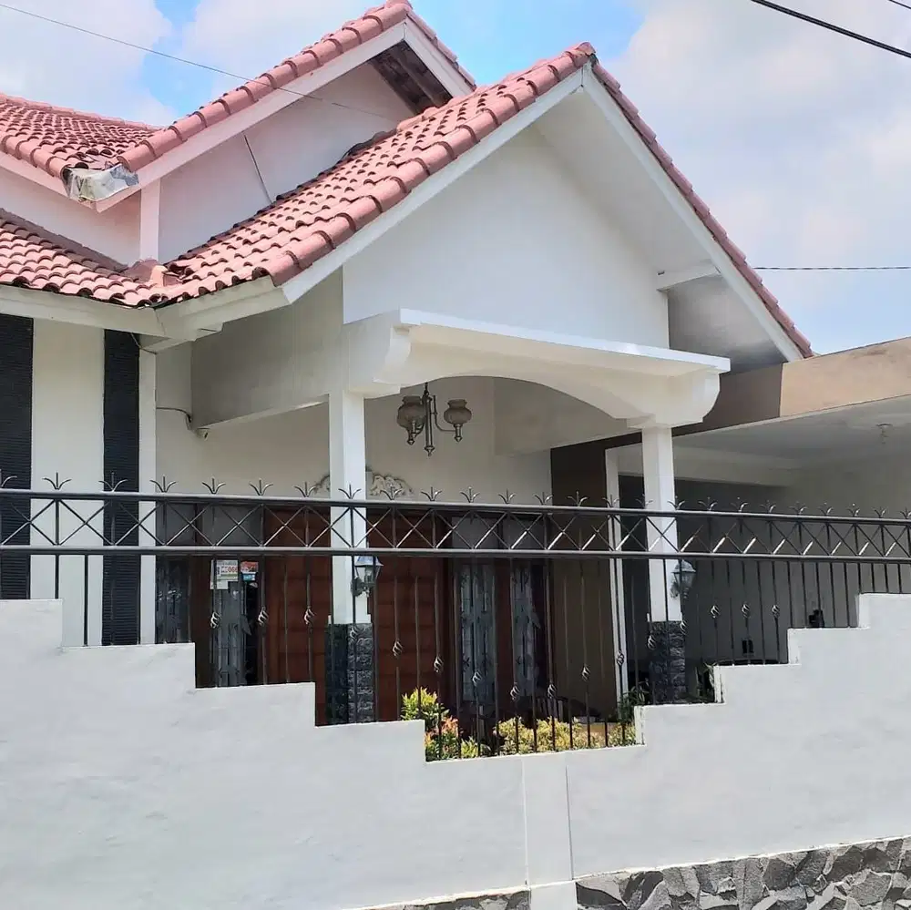 Jual Cepat Rumah Strategis Selatan Kampus UII Pusat
