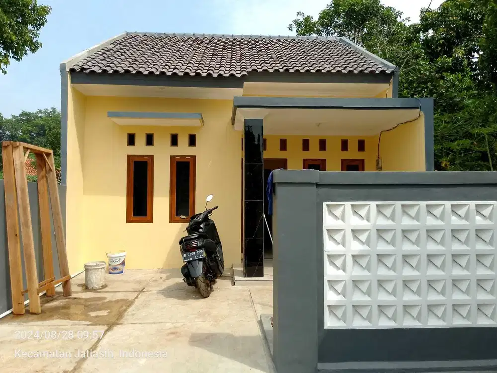 Rumah baru  siap huni, akses mobil, Jatisari Jatiasih kota Bekasi ni