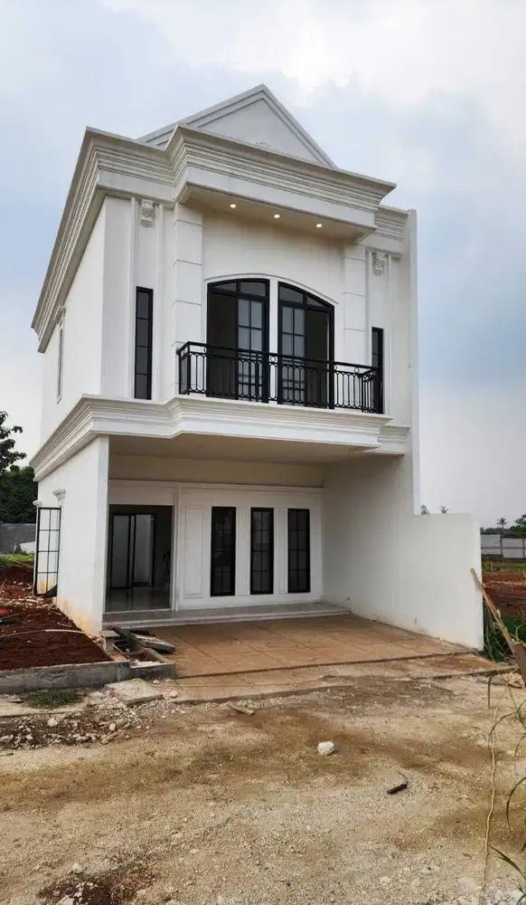 Dijual Rumah full 2lt dengan gaya Eropa Classic