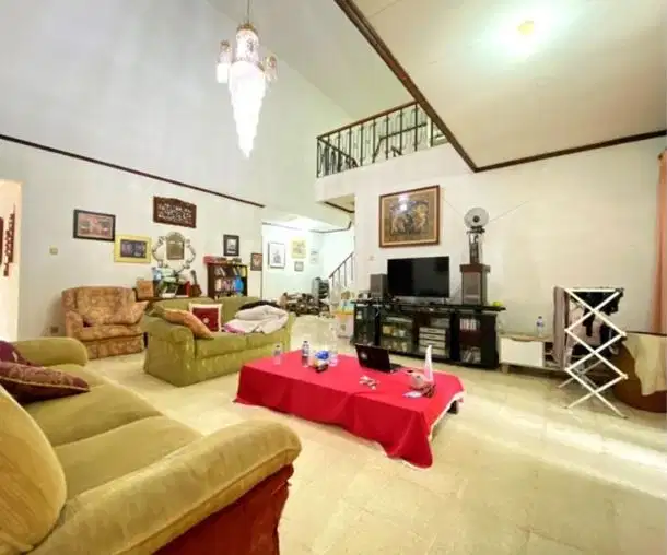 Rumah Mewah di area GOLF-CINERE - Pangkalan Jati