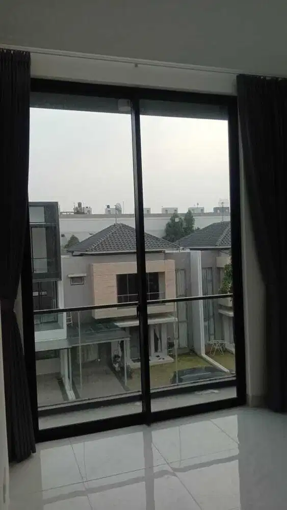 Dijual Rumah di Golf Island