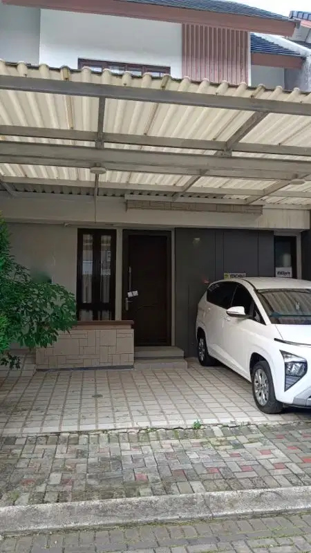 Rumah siap huni di BSD Mozia