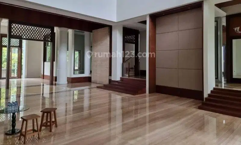 Rumah Mewah PIK TGT Taman Golf Timur Non View Golf Bukan Ebony
