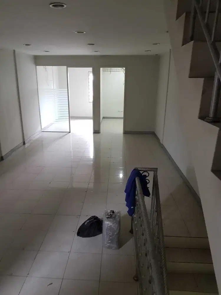 Ruko Di Mampang Prapatan 4 Lantai Strategis