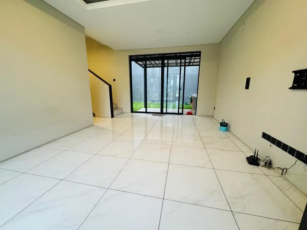 Turun Harga Lagi, Rumah Baru Minimalis Depan Taman, Ditatar Terbaru, Kota Baru Parahyangan, Bandung