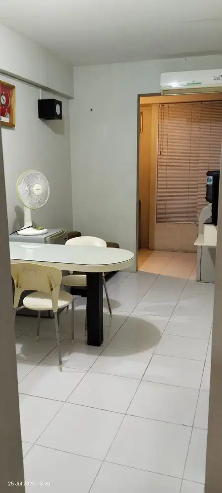 SEWAKAN APARTEMEN SUKOLILO DIAN REGENCY 2 BR SURABAYA (Tjin2Winmax)