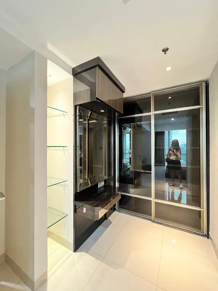 Di Sewakan Cepat Unit 2 Bedroom Besar Tower 3 URESIDENCE Apartment