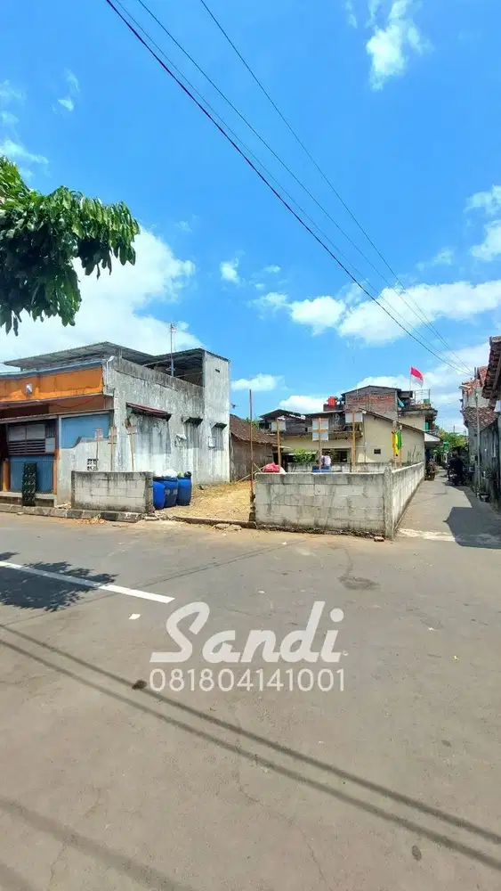 Tanah Tepi Jl. Aspal dekat dekat Pasar Giwangan