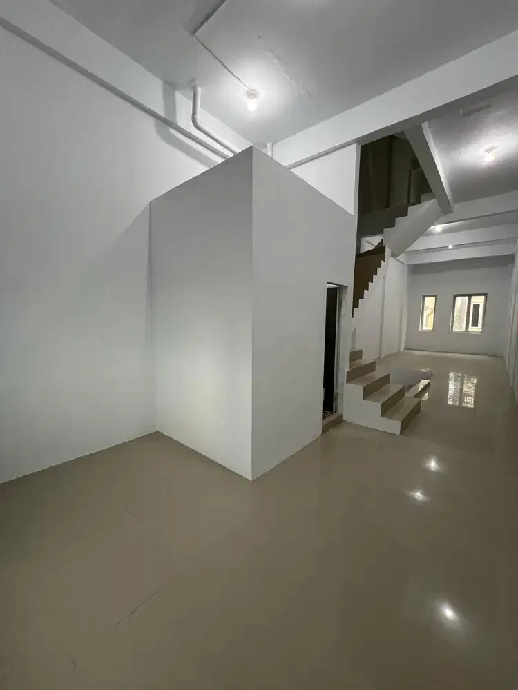 Dijual Ruko Jl. Yos Sudarso