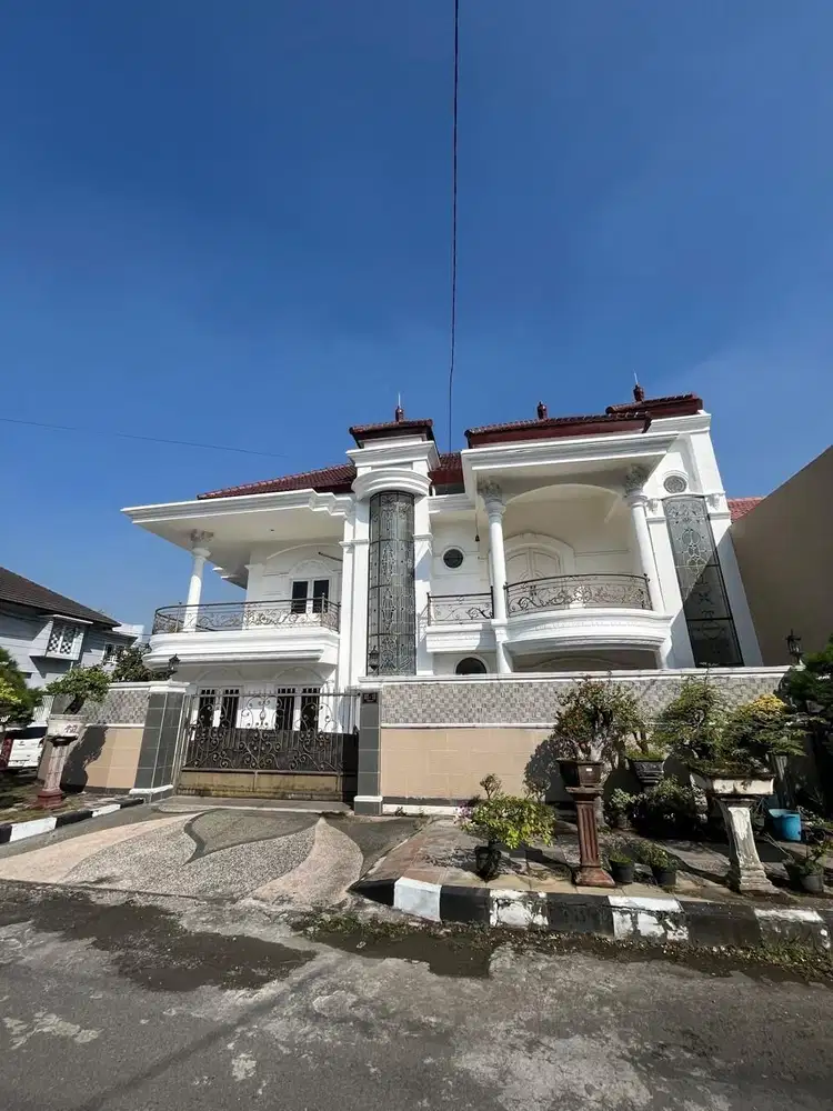 JUAL RUMAH MEWAH DI NGINDEN INTAN TIMUR SURABAYA (Tjin2Area)