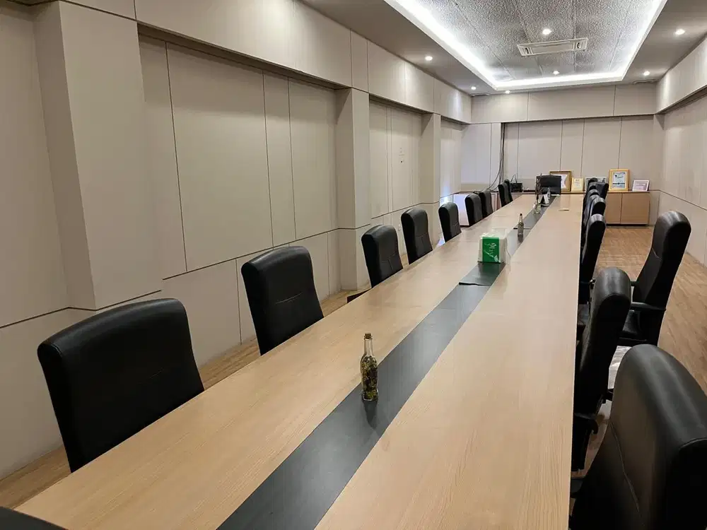 Gudang PIK elang laut siap pakai sudah lengkap include Lift