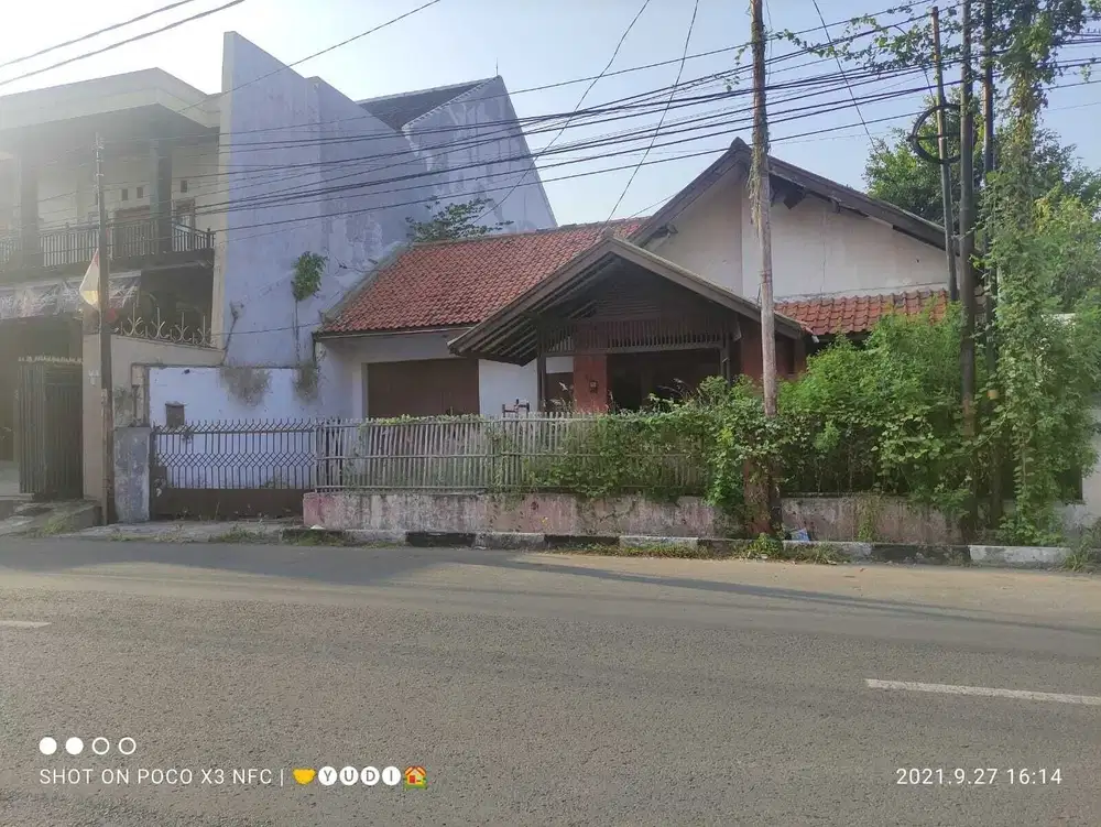 Jual tanah di Jln Moh Toha 360 M2
