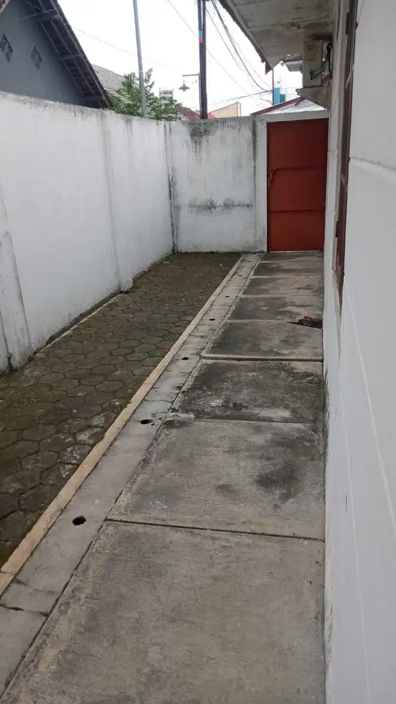 Rumah 3 Kamar Tidur Area Maguwoharjo 065999 hf2508