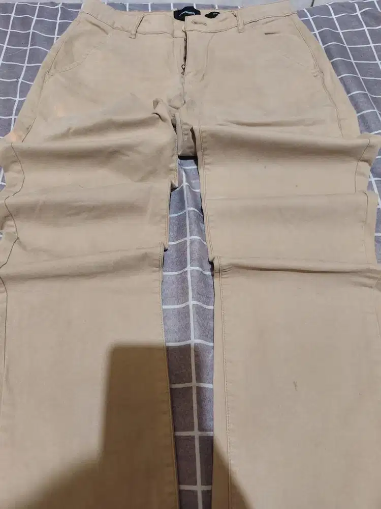 CELANA PANJANG CHINO SEVENTYFOUR