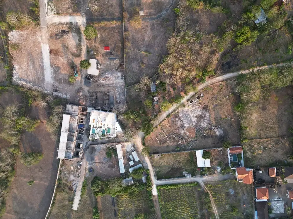 Tanah 1040m2 Lingkungan Villa Mewah di Bingin Uluwatu