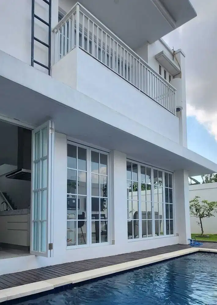 Villa Modern Minimalis Full Furnish di Kerobokan