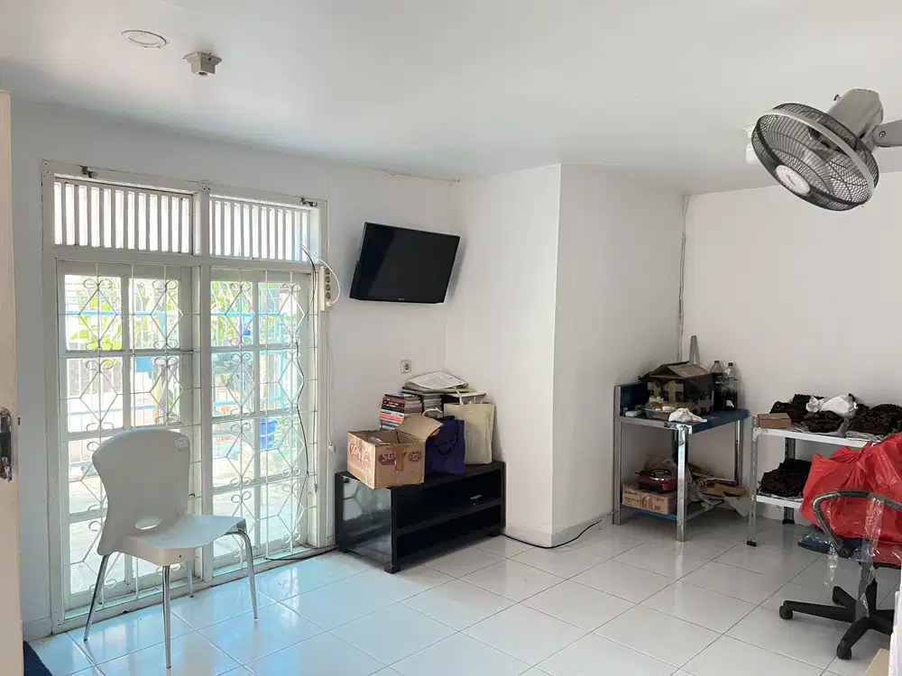 Jual Rumah Gading jalan 3 mobil