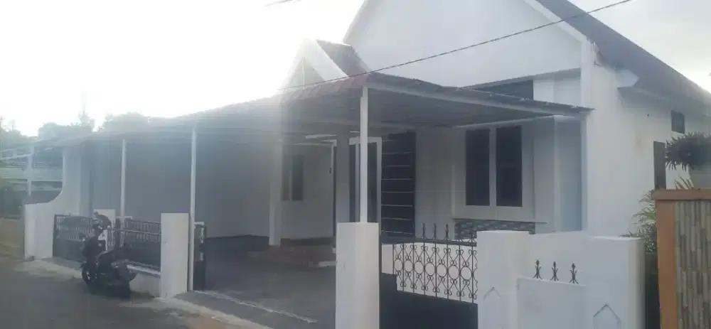 Disewakan rumah di komplek Universitas Tanjungpura, Pontianak, Kalbar