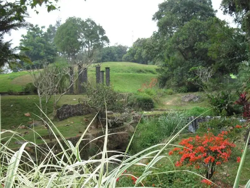 Dijual Tanah Berbukit di puncak dekat Cisarua