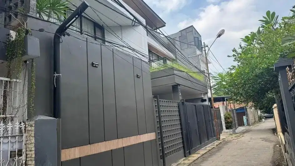 Dijual Rumah Modern Kontemporer FULL FURNISH kota bandung