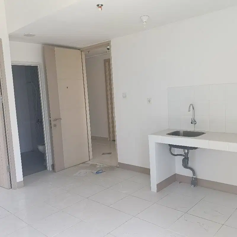 Disewakan Apartemen Tokyo 2br luas 40m2 kosong tanpa AC