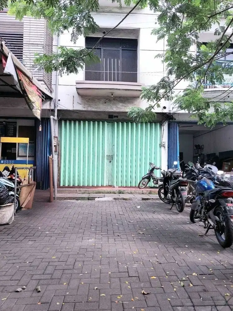 Disewakan Ruko 3,5 Lantai RAYA NGAGEL Cocok Kantor, Toko, Usaha lain