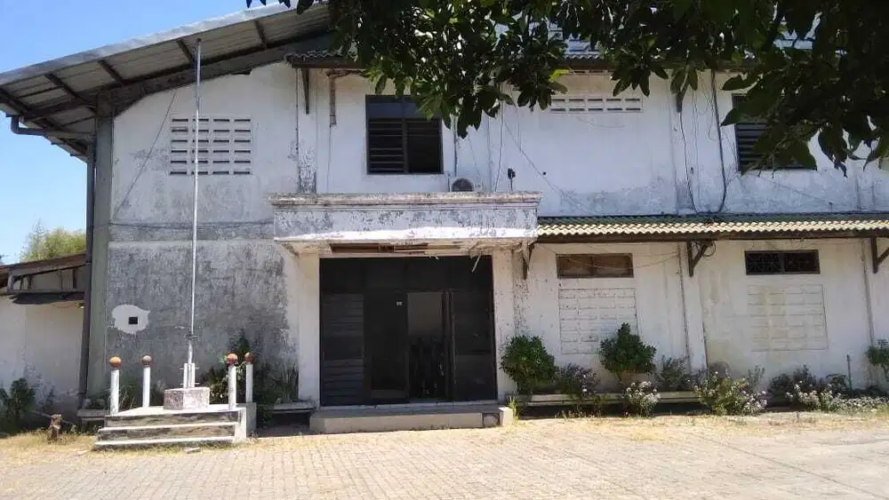 Pabrik Porselen luas 3,7 HA harga 3 juta permeter di Sukodono,Sidoarjo