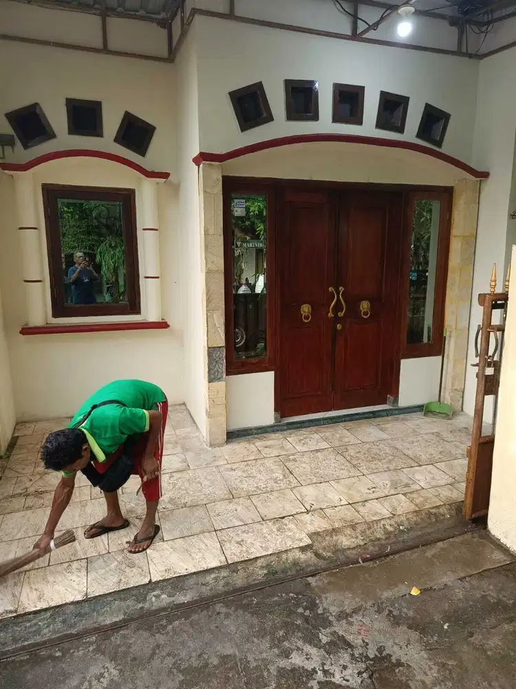 DISEWAKAN RUMAH BUAGUSSSS SIAP HUNI SEMARANG BARAT