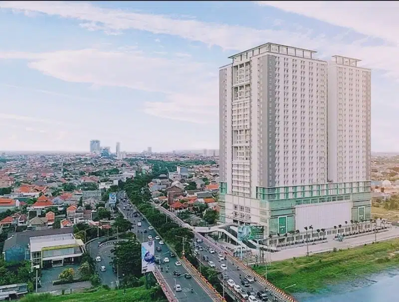 Jual MURAH Apartemen Bake Hinggil Merr.  3 BR . view city , strategis