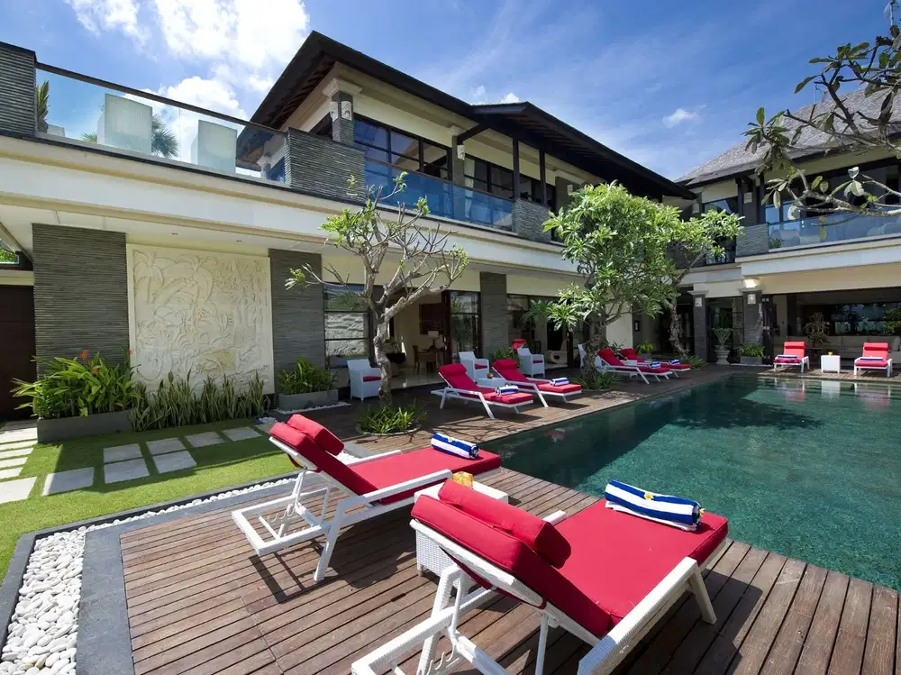 Villa Mewah Langka Los Pantai di Seminyak Bali - Thumbnail 5