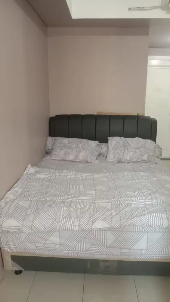 Disewakan Pertahun Studio Furnish Siap Huni Apartemen Green Lake Sunter