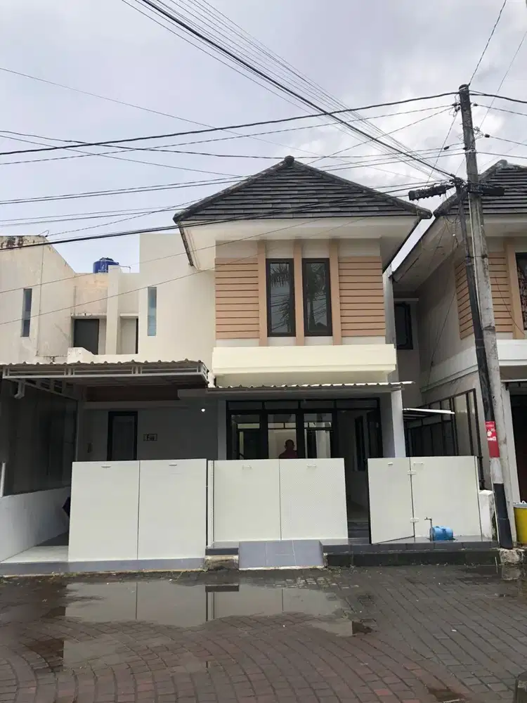 Rumah 2 Lantai dlm Perumahan Elit Padma Residence dkt Kampus UMY