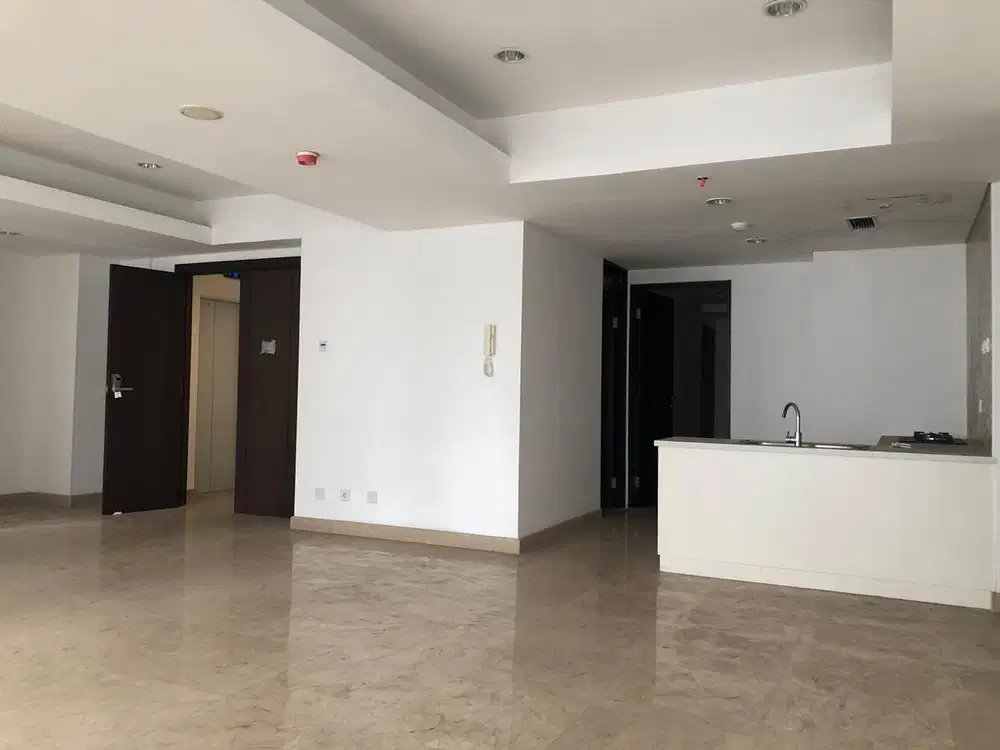 Dijual Cepat Apartemen  Royal Spring hill  Tower Lotus 3 kamar tidur