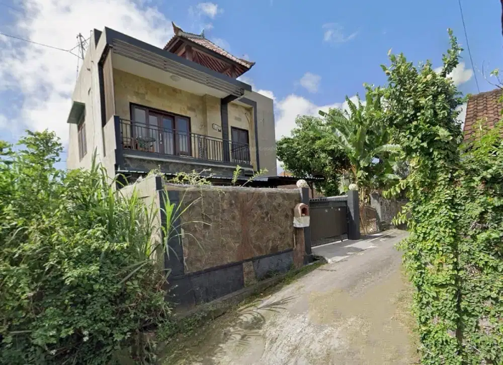 Rumah STRATEGIS Dekat Mall Sidewalk Jimbaran