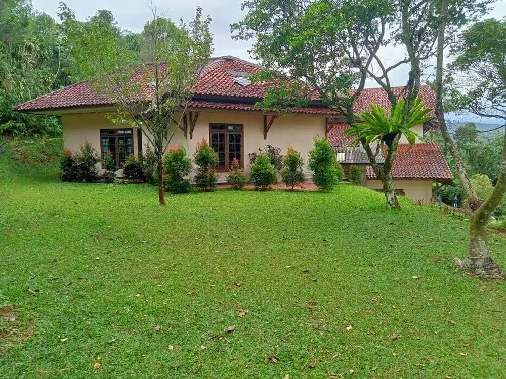 Villa bagus digunung geulis Mega mendung